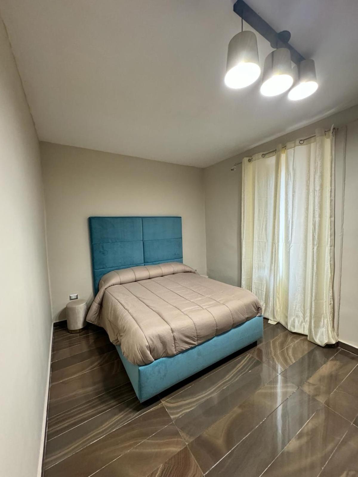 Room Station Giulia Napoli Esterno foto