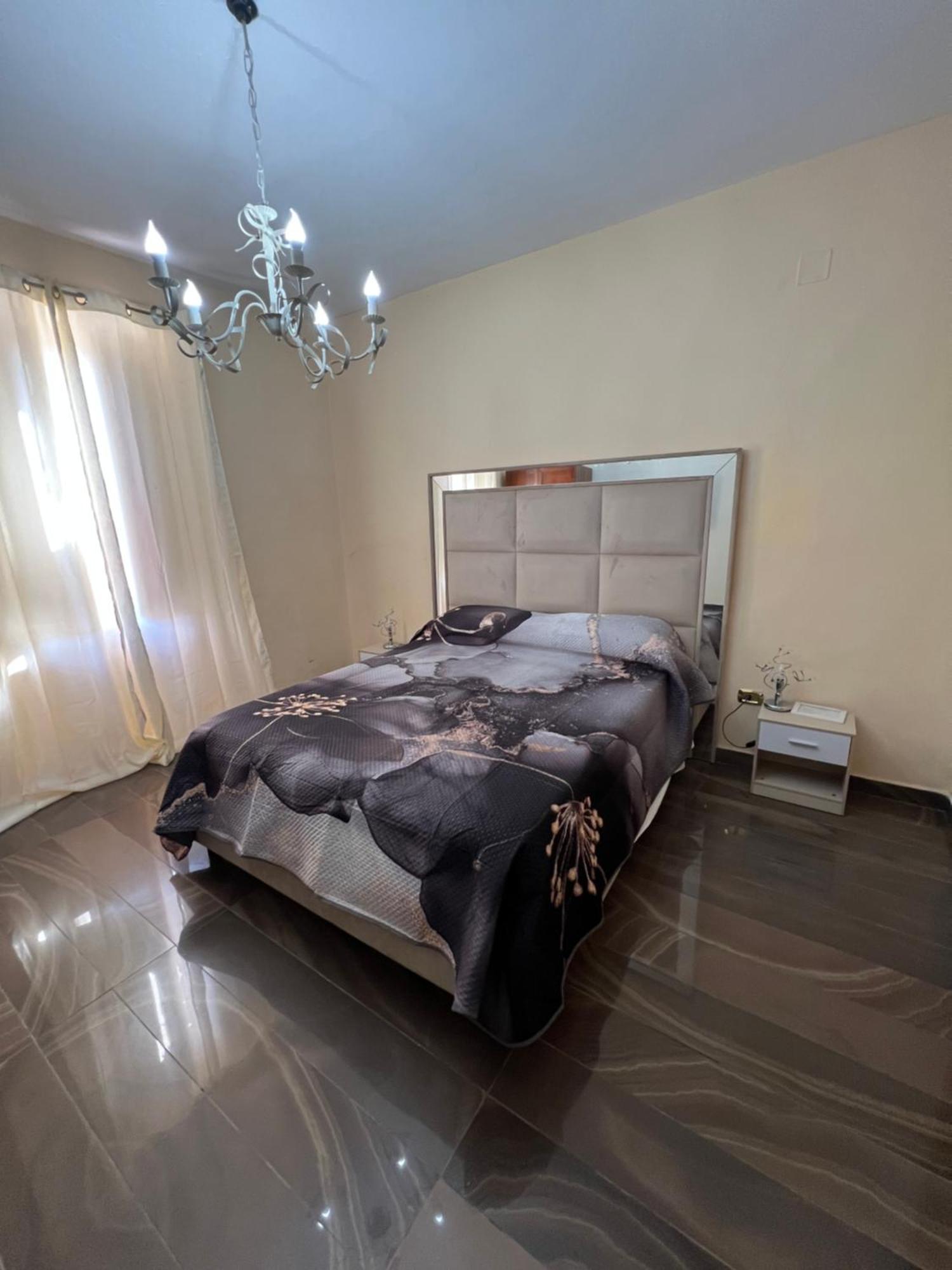 Room Station Giulia Napoli Esterno foto